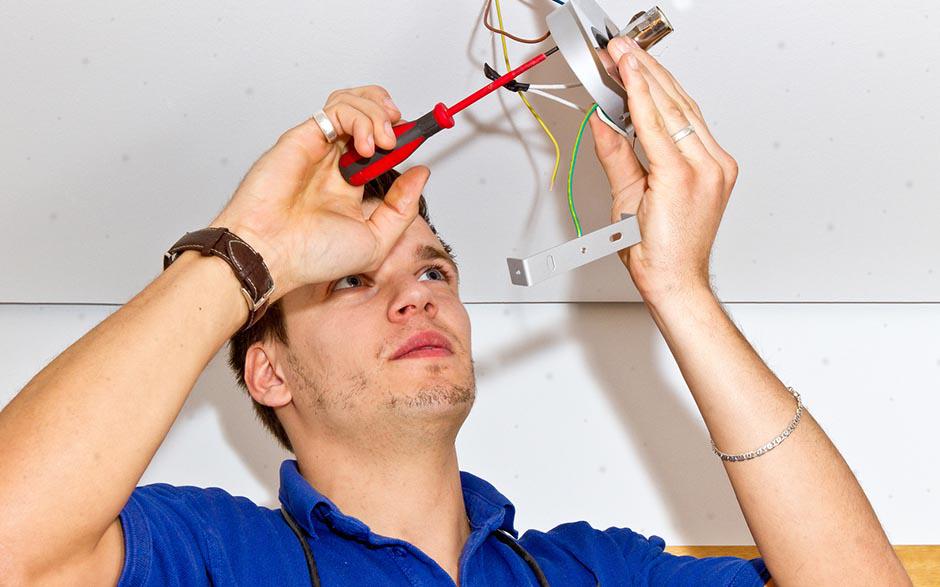 cherche électricien pas cher Limay